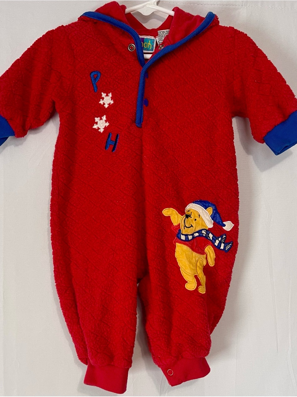 Vintage Y2K Winnie the Pooh Fleece Hooded Snowsuit sleeper red size 3-6 months